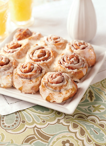 9 Iced Cinnamon Rolls